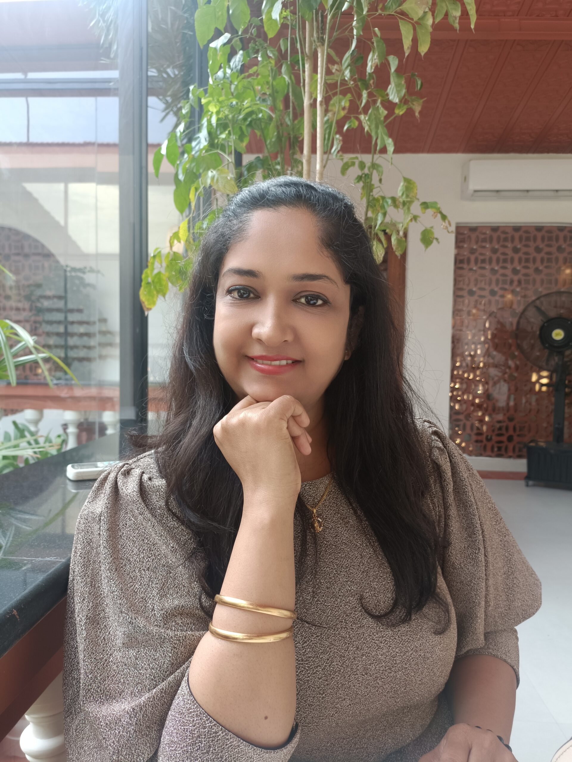 Aparnashrii , the best Tarot and Numerologist